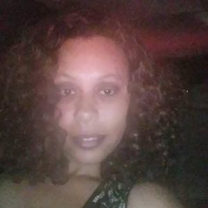 Meet your Posher, Cynthia